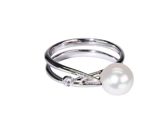 Akoya Pearl Ring with Diamonds