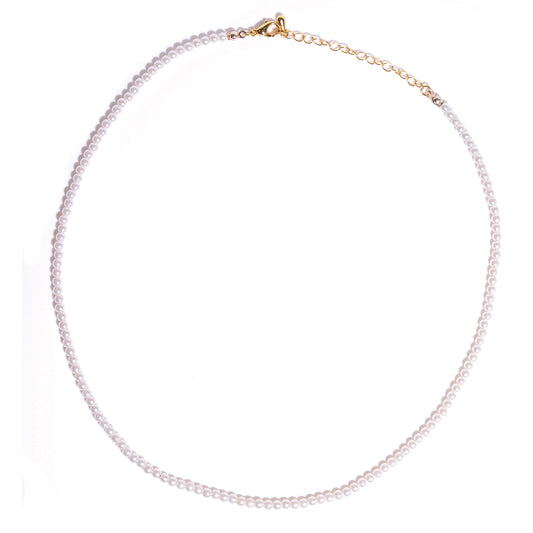 Synthetic pearl necklace