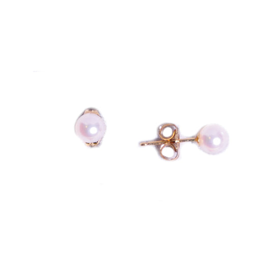 Akoya pearl studs