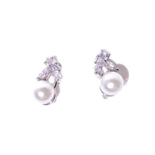 Synthetic pearl and crytsal earrings