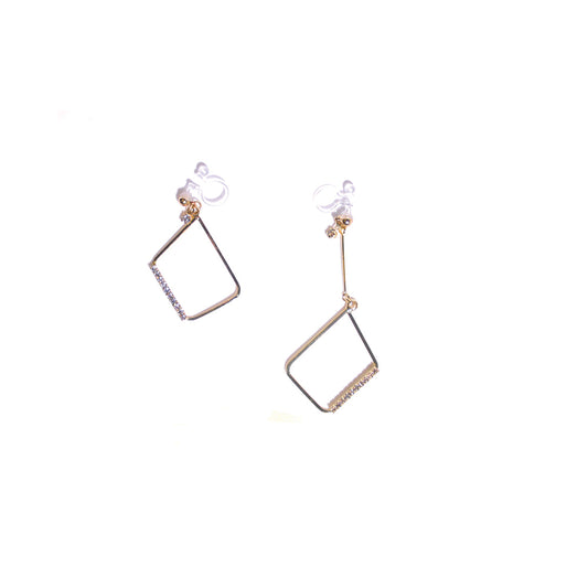 Dangling square hoop earrings