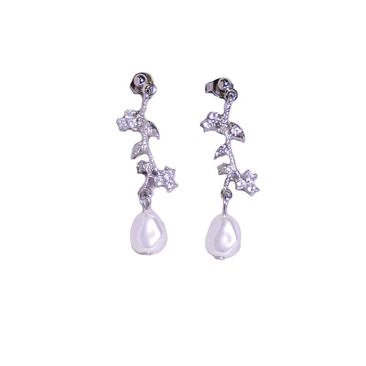 Synthetic pearl earrings