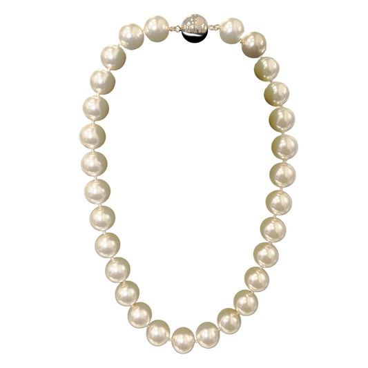 Athentic pearl Necklace