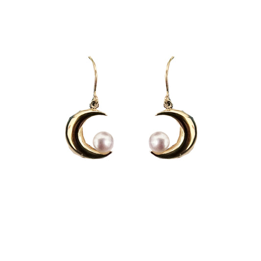 Akoya Pearl moon shape earring