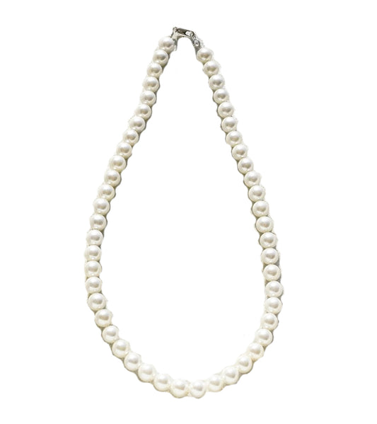 Fresh water pearl necklace