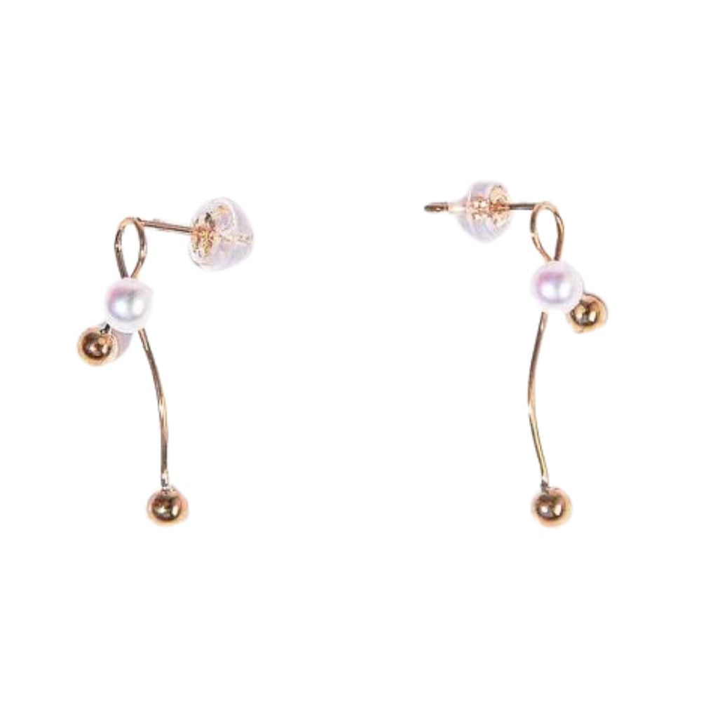 Akoya  pearl earring